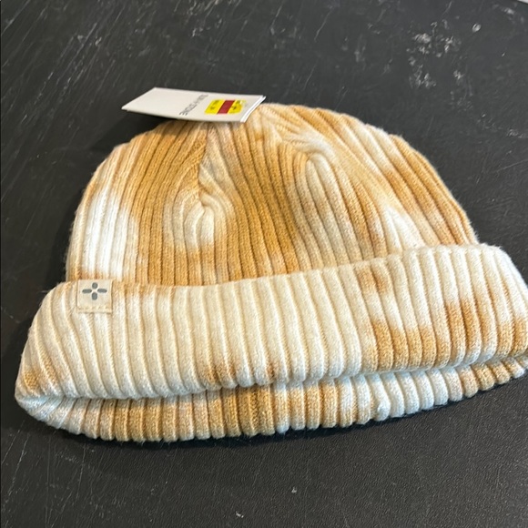 Sun + Stone Tan and White Ribbed Beanie - Picture 2 of 2